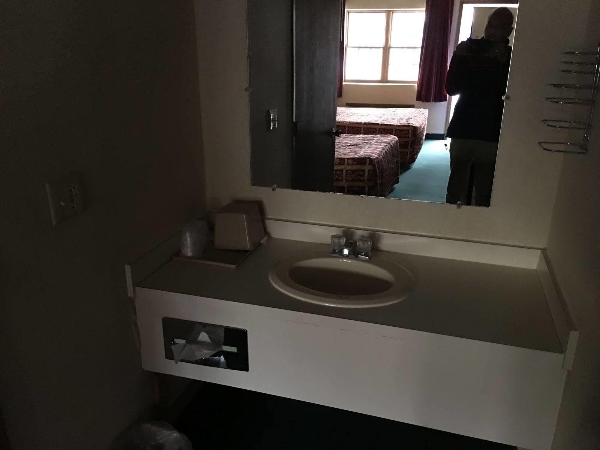 Parkway Inn Vestal Εξωτερικό φωτογραφία