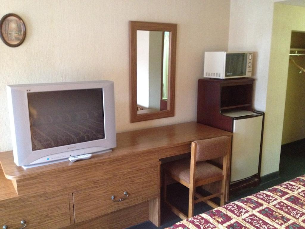 Parkway Inn Vestal Δωμάτιο φωτογραφία