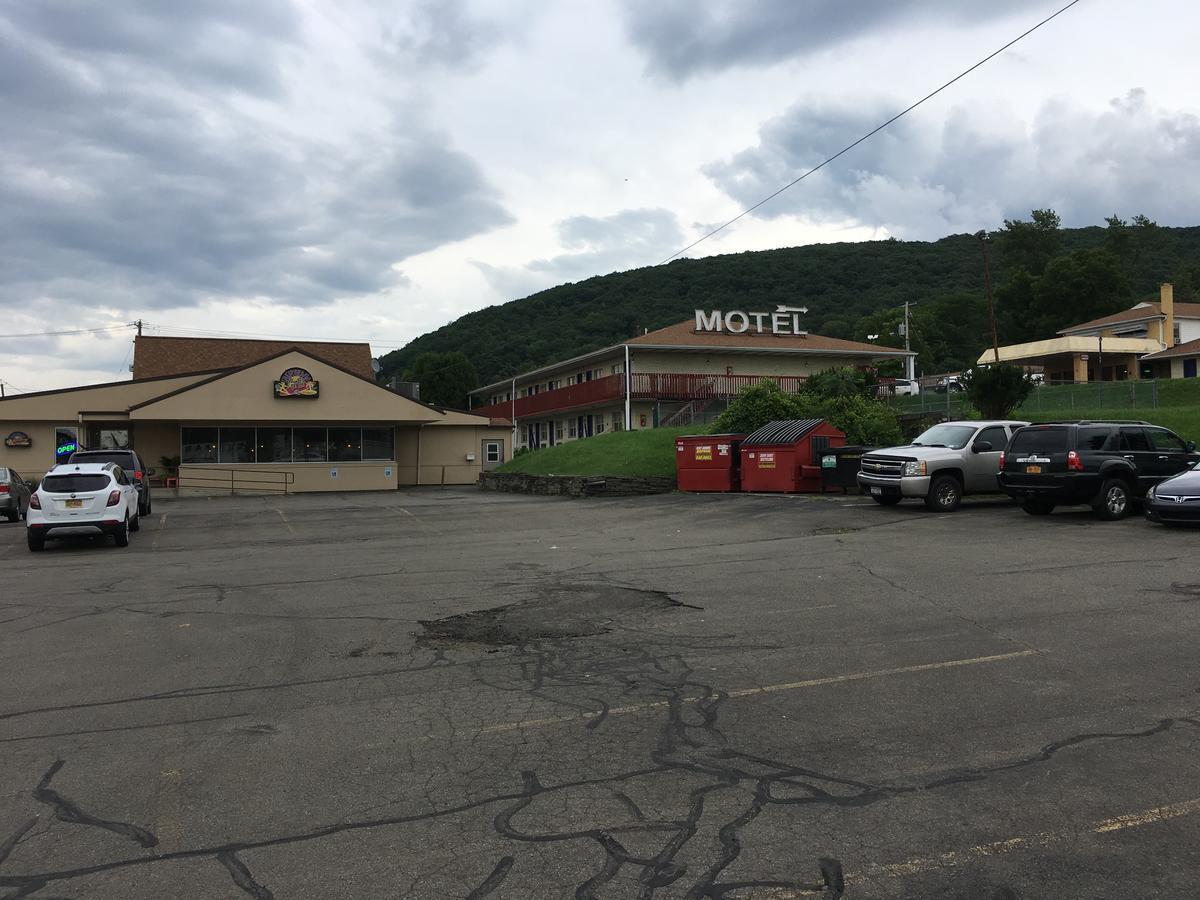 Parkway Inn Vestal Εξωτερικό φωτογραφία